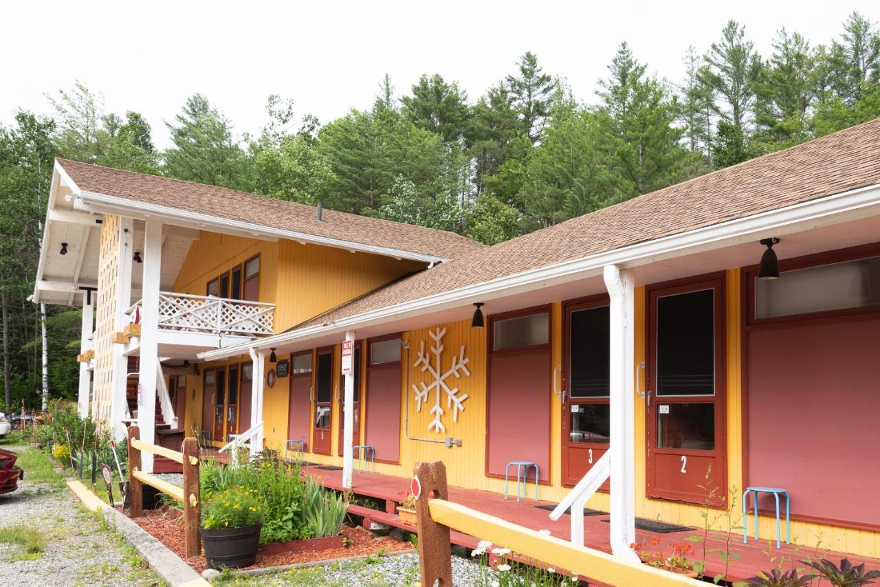 Snowdon Chalet Motel Londonderry Екстериор снимка
