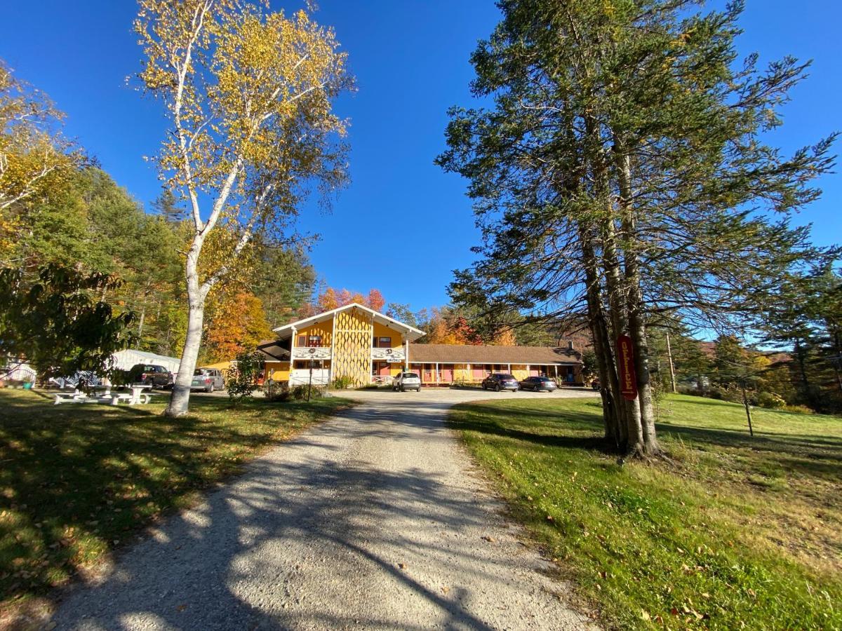 Snowdon Chalet Motel Londonderry Екстериор снимка